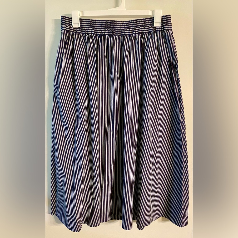 Beautiful versatile maxi skirt from A NEW DAY navy and gray striped NWOT
